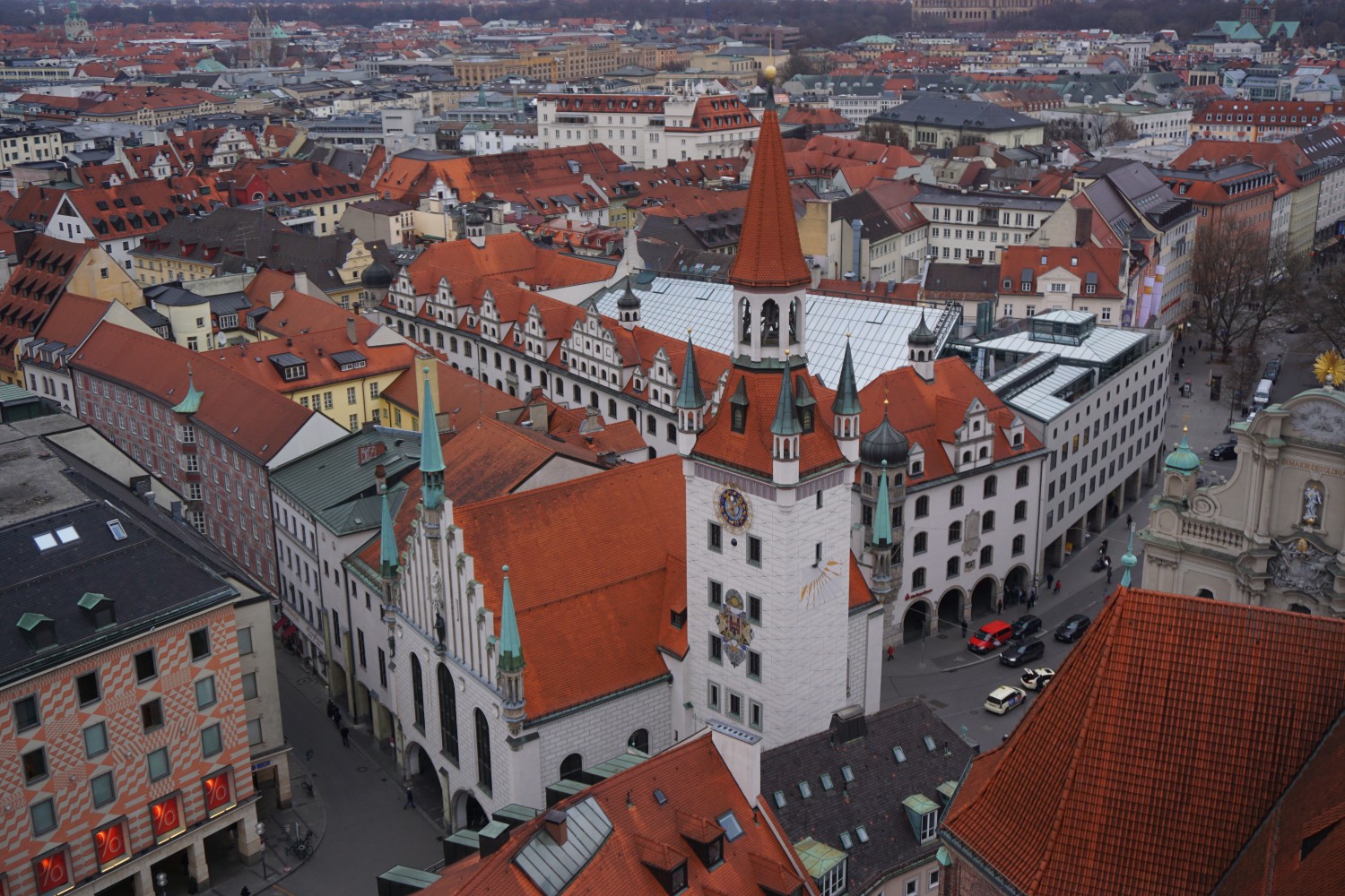 Munich panorama from St. Peterskirche