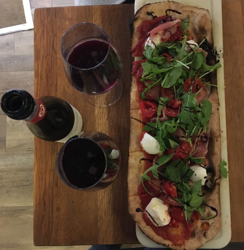 Pizza and Lambrusco at Mangia Pizza - Florence Pizza and Lambrusco at Mangia Pizza - Florence