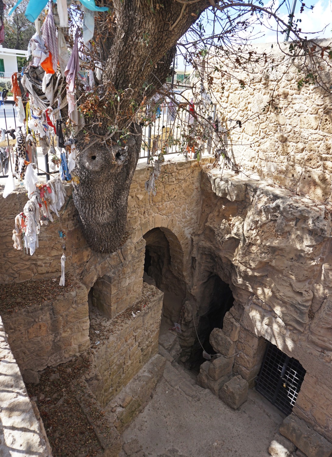 Agia Solomoni Catacomb, Paphos Agia Solomoni Catacomb, Paphos